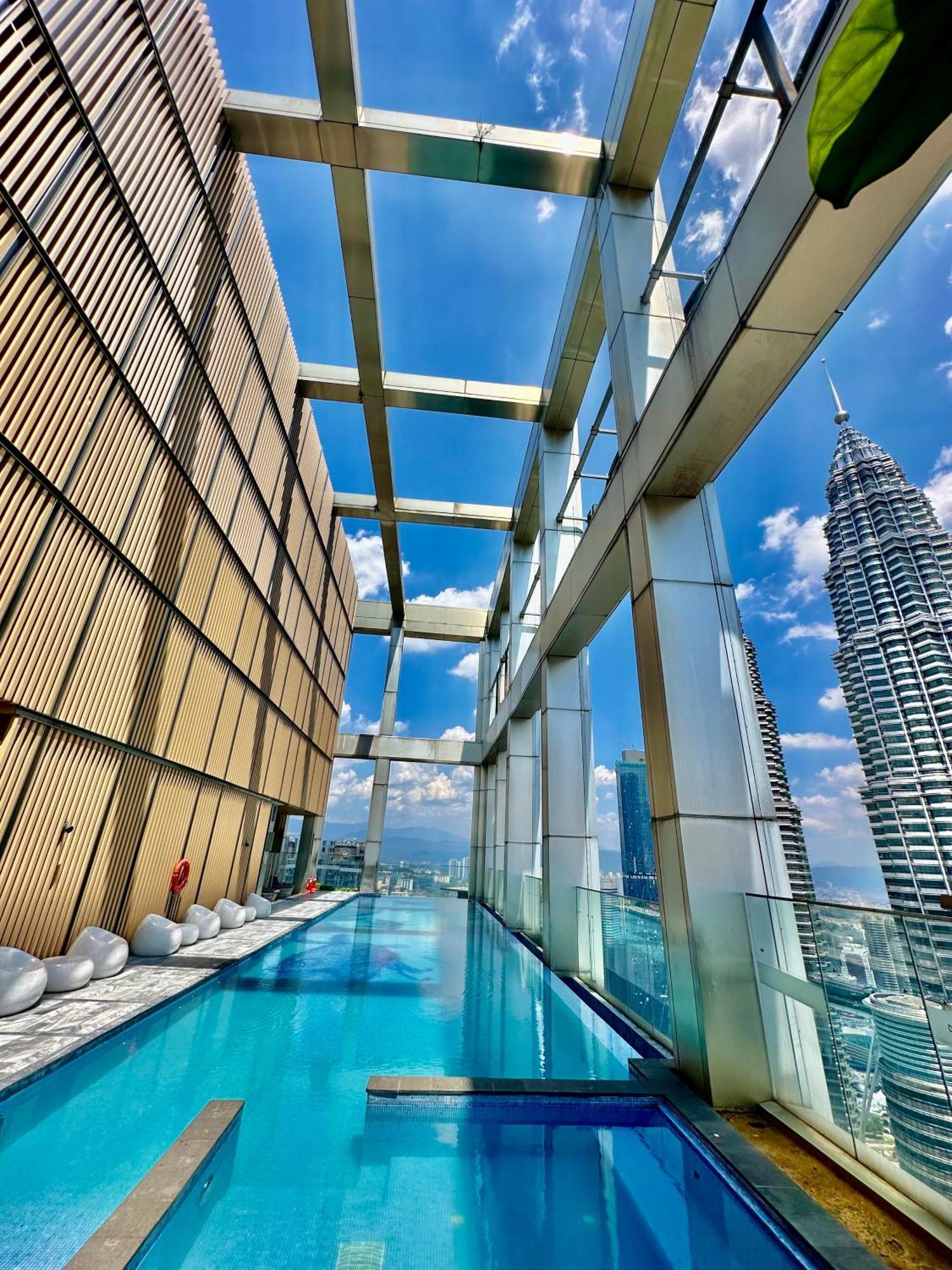Victoria Home Tropicana The Residence Klcc Bukit Bintang Kuala Lumpur Exterior photo